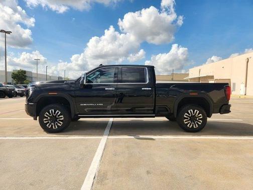 Onyx Black 2025 GMC Sierra 2500 Denali Ultimate