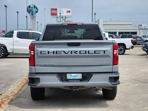 2024 Chevrolet Silverado 1500 Custom