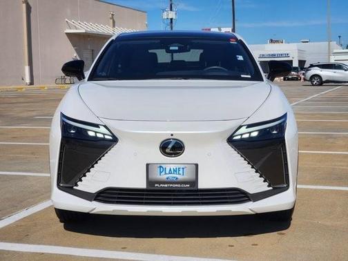 2024 Lexus RZ 450e Premium
