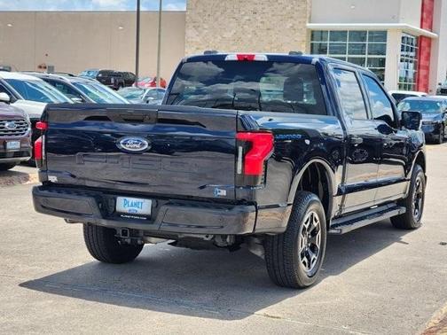 2023 Ford F-150 Lightning XLT