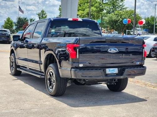 2023 Ford F-150 Lightning XLT