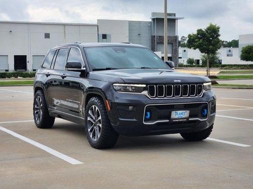 Diamond Black 2022 Jeep Grand Cherokee 4xe Overland