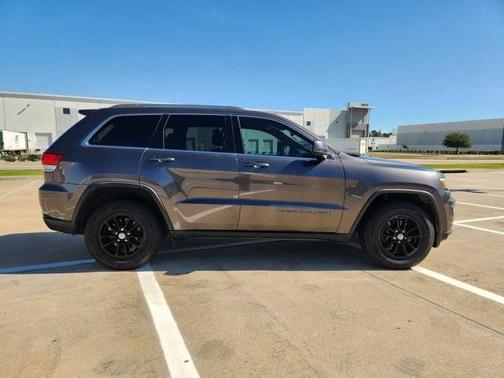 2020 Jeep Grand Cherokee Laredo E