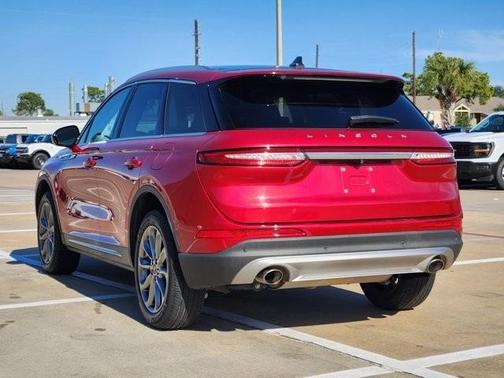 2022 Lincoln Corsair Standard