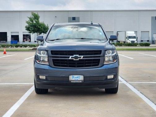 Shadow Gray Metallic 2019 Chevrolet Suburban Premier