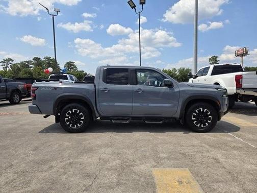 2022 Nissan Frontier PRO-X