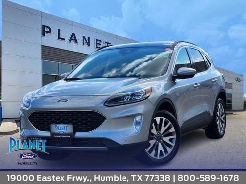 2022 Ford Escape Titanium
