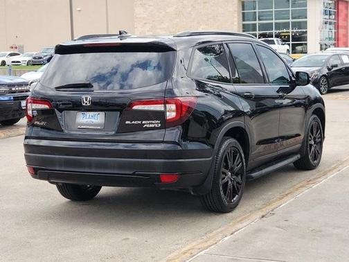 2022 Honda Pilot Black Edition