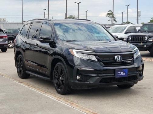 2022 Honda Pilot Black Edition