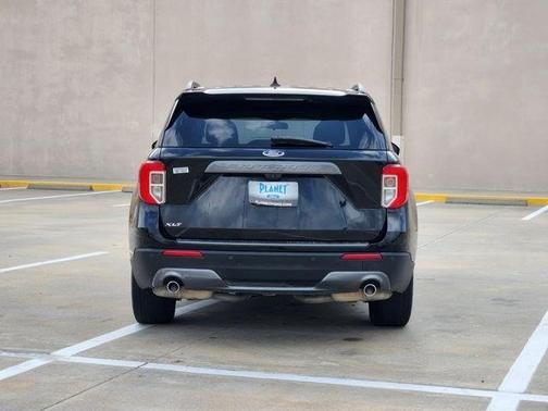 Black Metallic 2021 Ford Explorer XLT