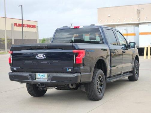 2025 Ford F-150 Lightning XLT