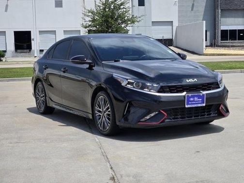 Aurora Black 2023 Kia Forte GT-Line