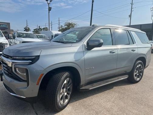 2025 Chevrolet Tahoe LS
