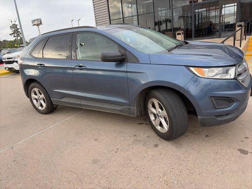 Blue 2018 Ford Edge SE