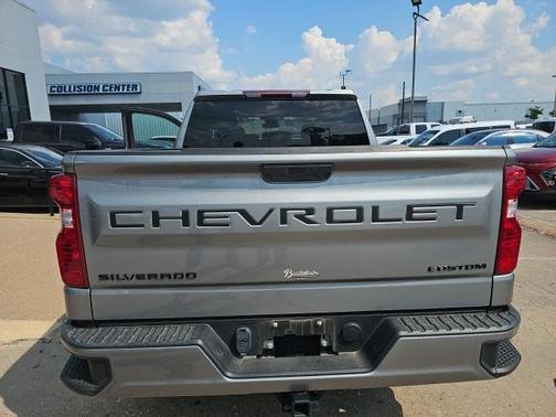 2023 Chevrolet Silverado 1500 Custom