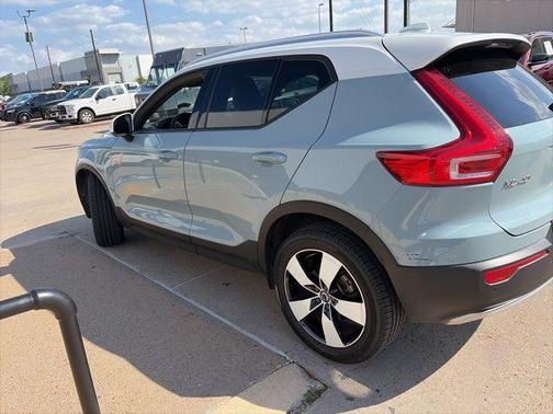 2019 Volvo XC40 R-DESIGN