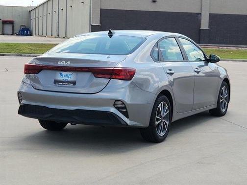 Steel Gray 2024 Kia Forte LXS