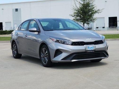 Steel Gray 2024 Kia Forte LXS