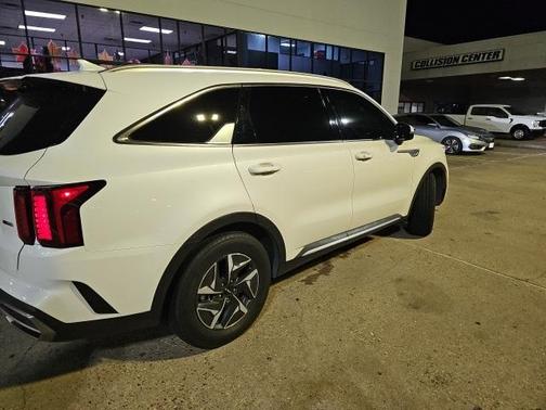 2022 Kia Sorento Hybrid S