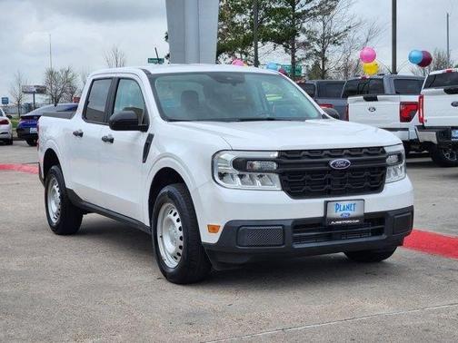 2022 Ford Maverick XL