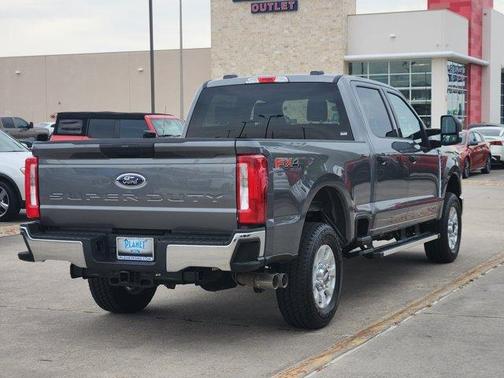 2024 Ford F-250 XLT