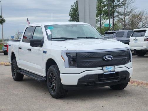 2025 Ford F-150 Lightning XLT