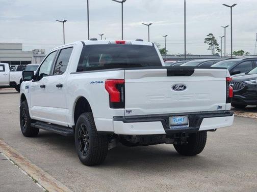2025 Ford F-150 Lightning XLT