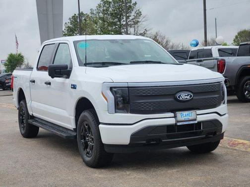 2025 Ford F-150 Lightning XLT