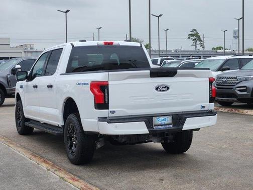 2025 Ford F-150 Lightning XLT