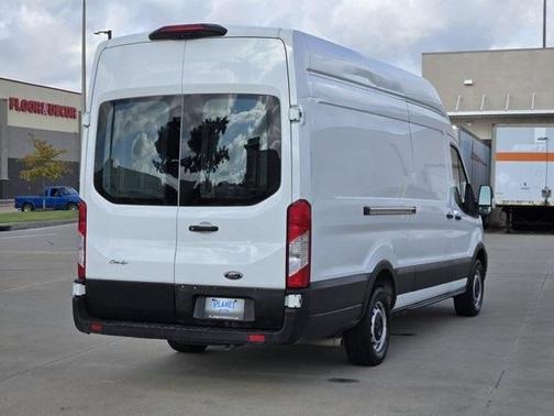 2021 Ford Transit-250 Base
