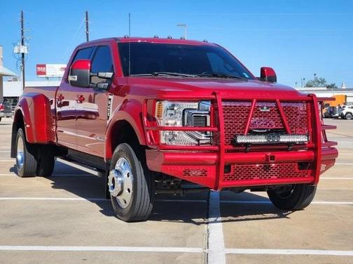 2022 Ford F-450 Lariat
