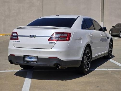 2018 Ford Taurus SHO