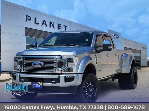 Silver Metallic 2022 Ford F-450 Platinum Truck
