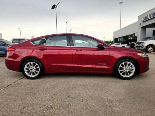 2019 Ford Fusion Hybrid SE