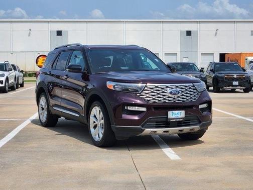 Red Metallic 2022 Ford Explorer Platinum