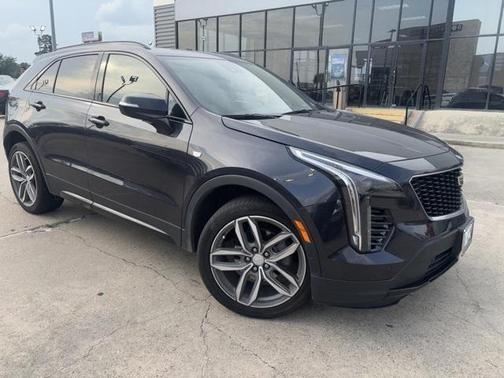 2022 Cadillac XT4 Sport