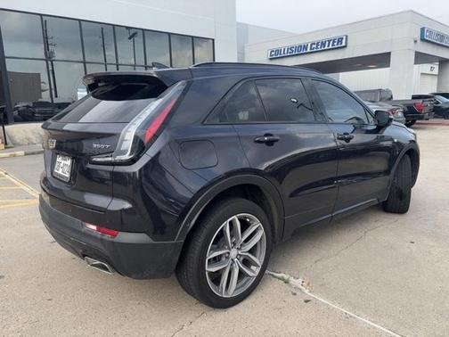 2022 Cadillac XT4 Sport
