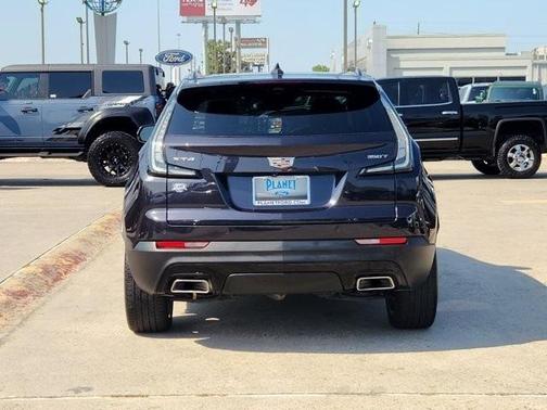 2022 Cadillac XT4 Sport