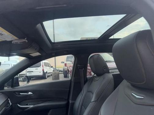 2022 Cadillac XT4 Sport