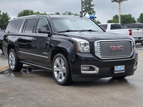 2017 GMC Yukon XL Denali