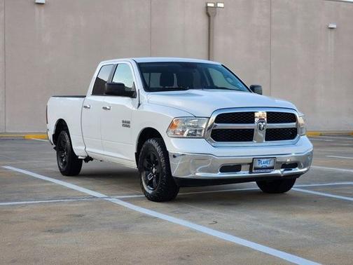 2017 RAM 1500 SLT