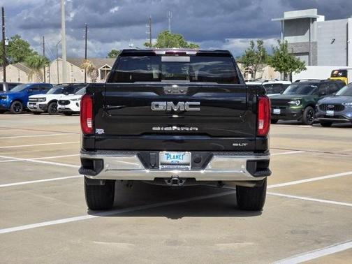 2023 GMC Sierra 1500 SLT