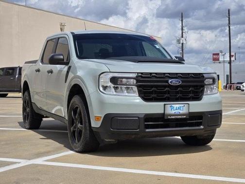 2023 Ford Maverick XL