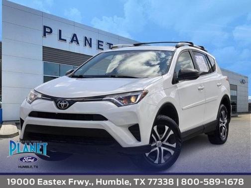 2017 Toyota RAV4 LE