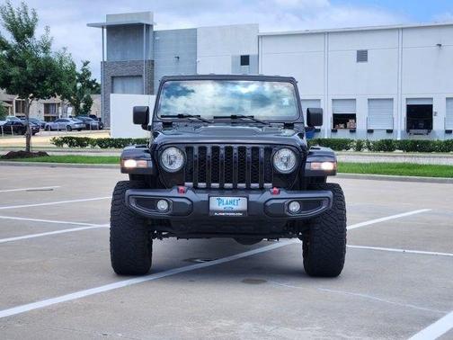 Black Clearcoat 2023 Jeep Gladiator Rubicon