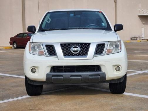 2019 Nissan Frontier Desert Runner