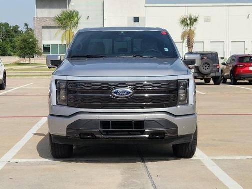 2023 Ford F-150 Lightning Platinum