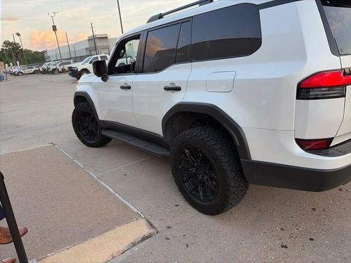 White Pearl 2024 Lexus GX 550 550 OVERTRAIL+