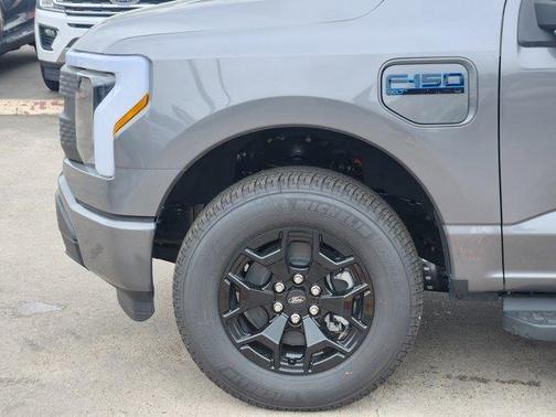 2025 Ford F-150 Lightning XLT