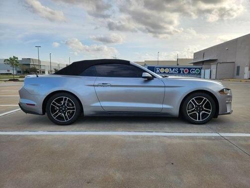 2020 Ford Mustang EcoBoost Premium